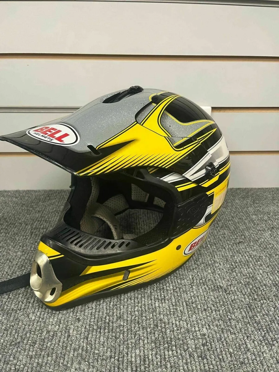 Bell Motorsport Helmet - Image 1