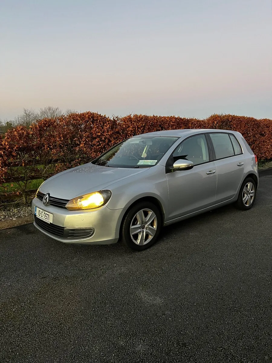 Volkswagen Golf 2010 1.6 Diesel - Image 1