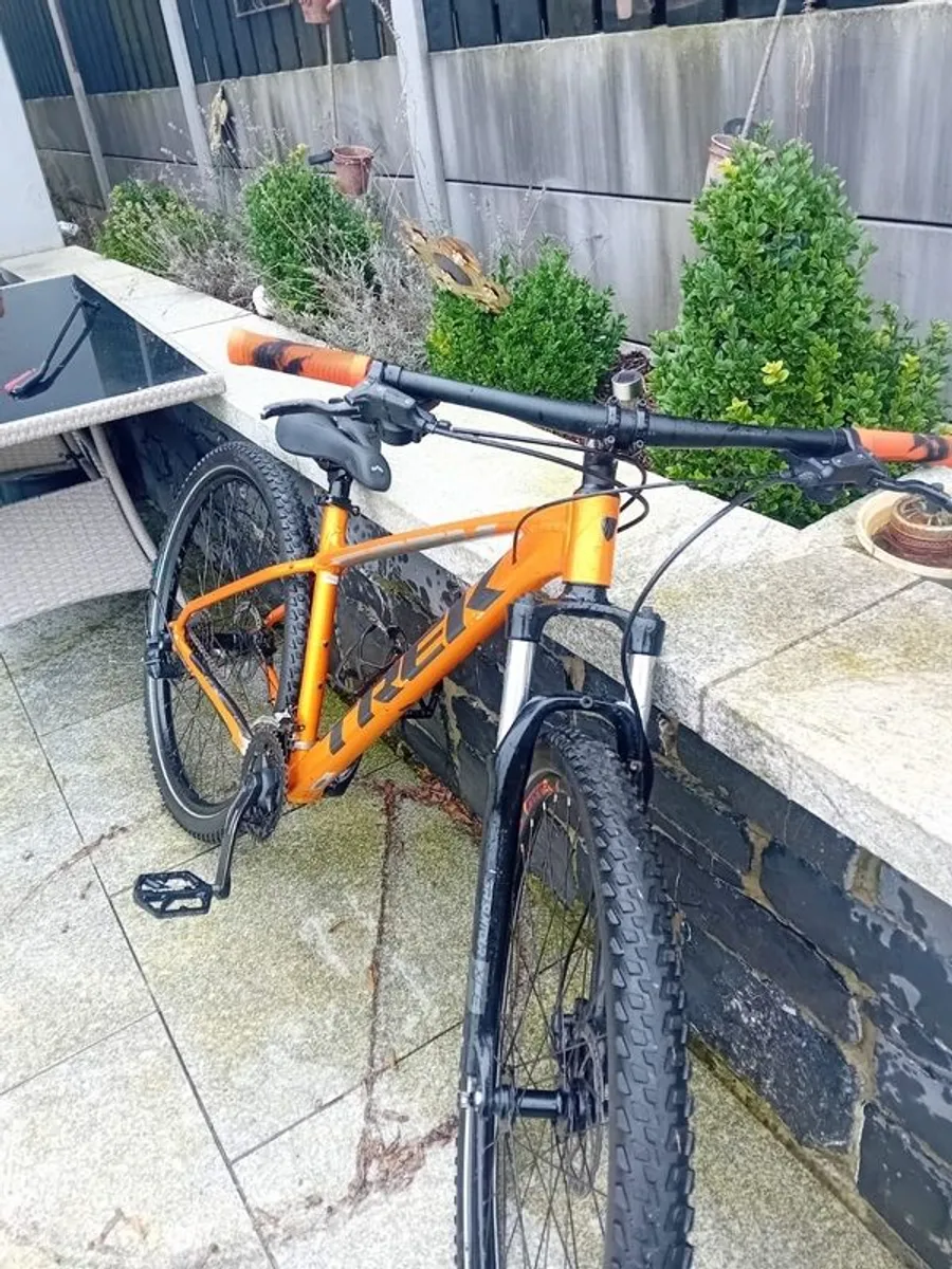 mountain bike - Image 1