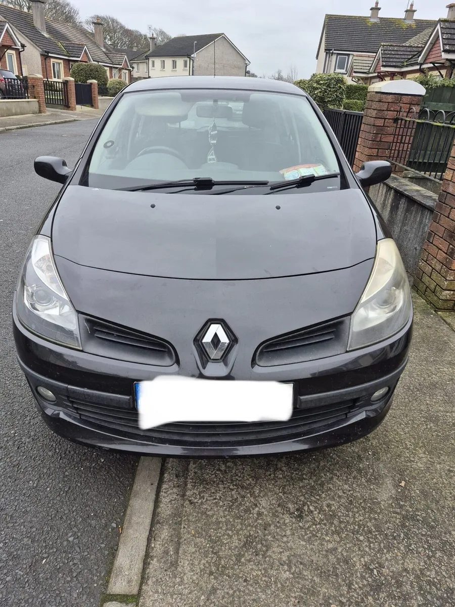 06 Clio - Image 1