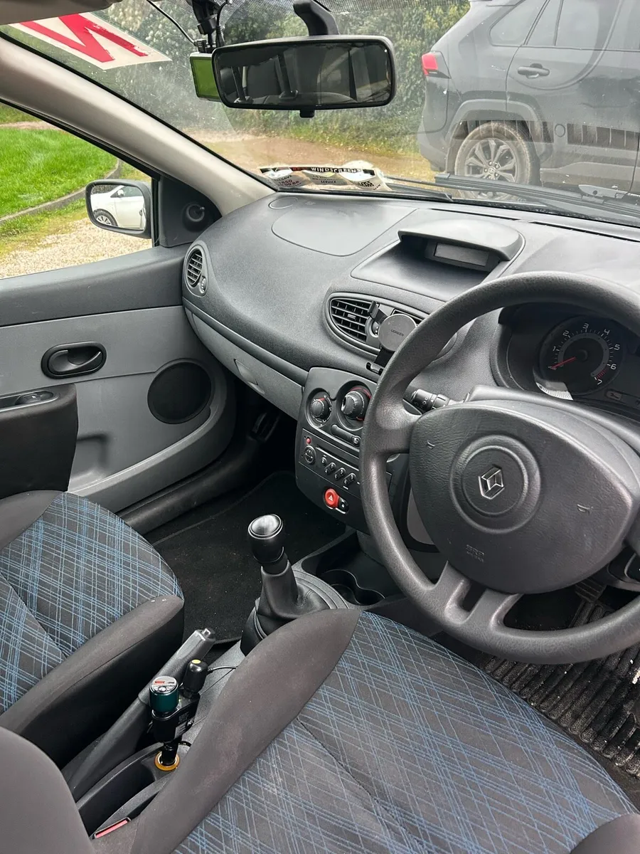 Renault clio NCT 01/27 - Image 2