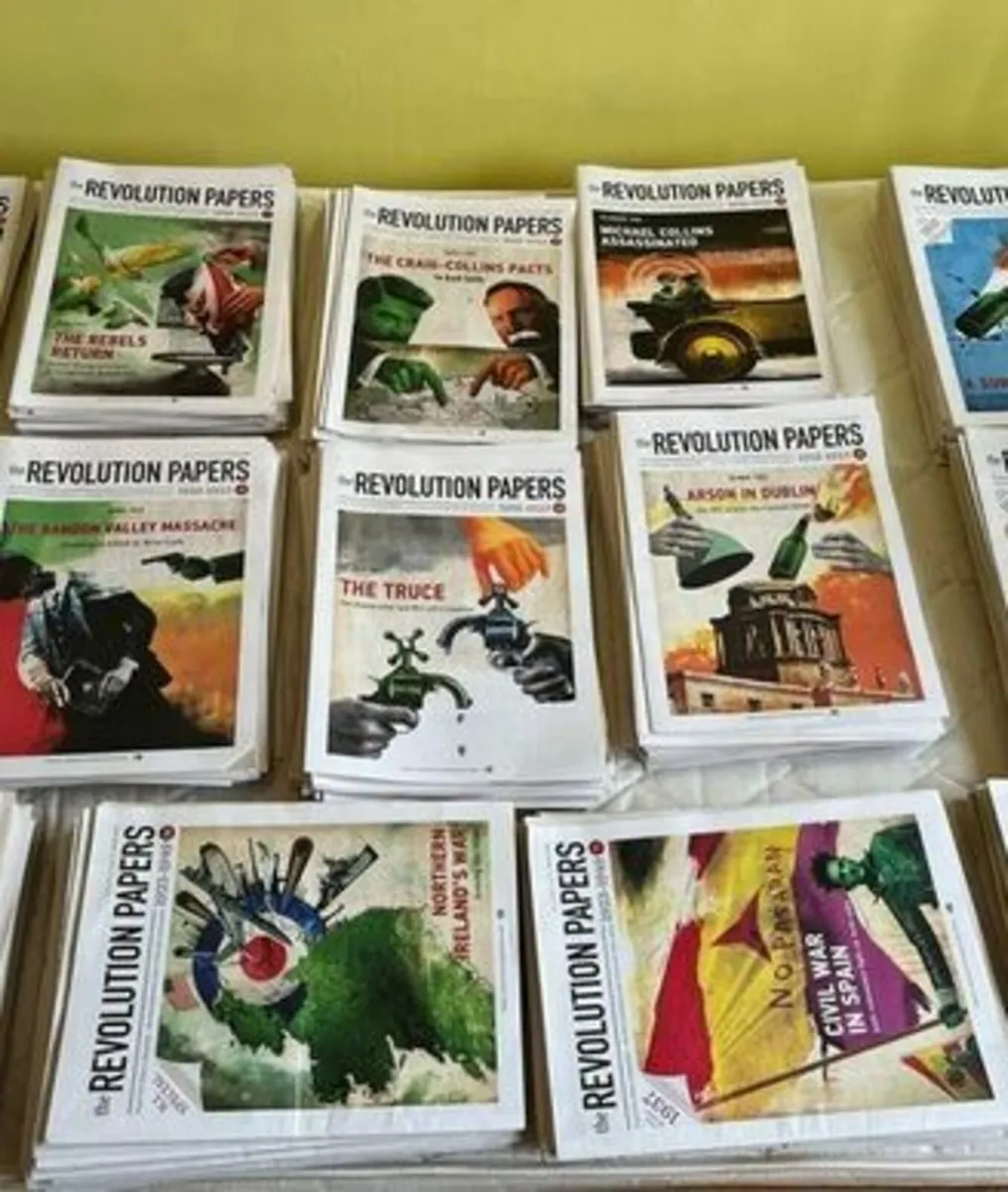 The Revolution Papers. Multiple Issues. - Image 1