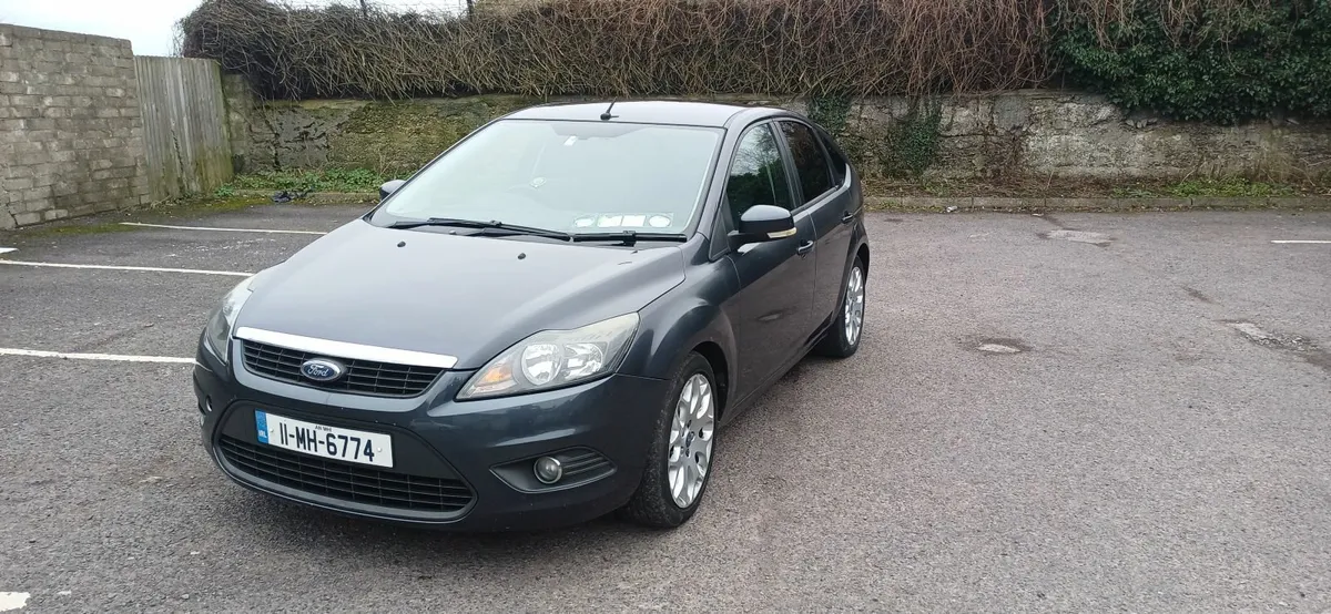 Ford Focus 2011 - Image 1