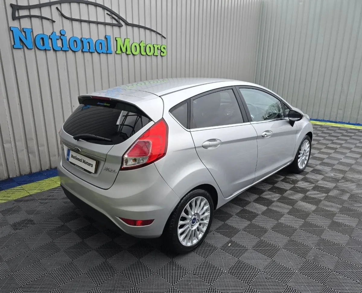 2014 Ford Fiesta TITANIUM 1.0 Petrol - Image 3