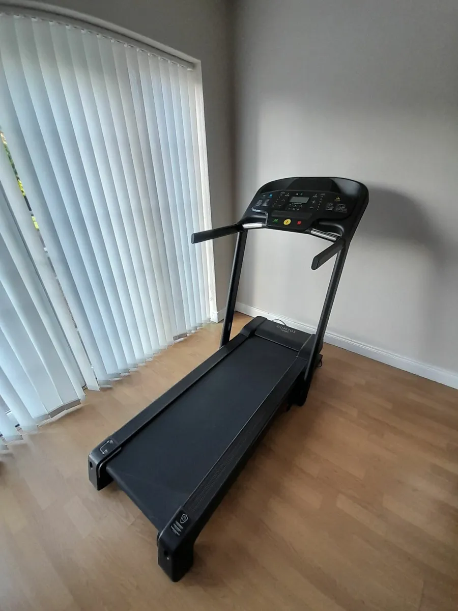DOMYOS T540C Treadmill - Image 1