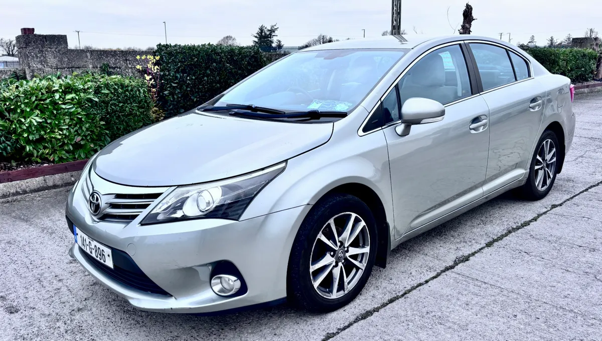 2014 TOYOTA AVENSIS DIESEL - Image 1