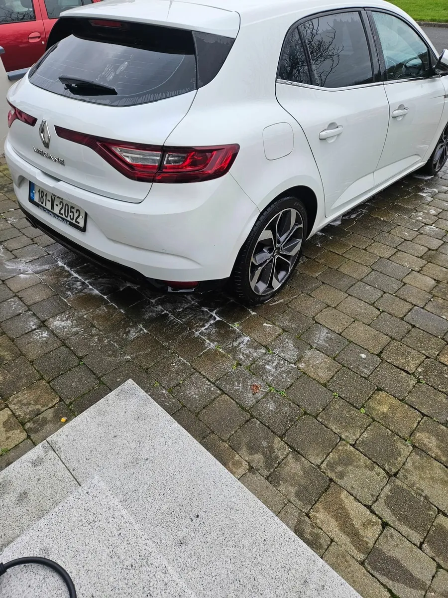 Renault Megane 2018 - Image 4