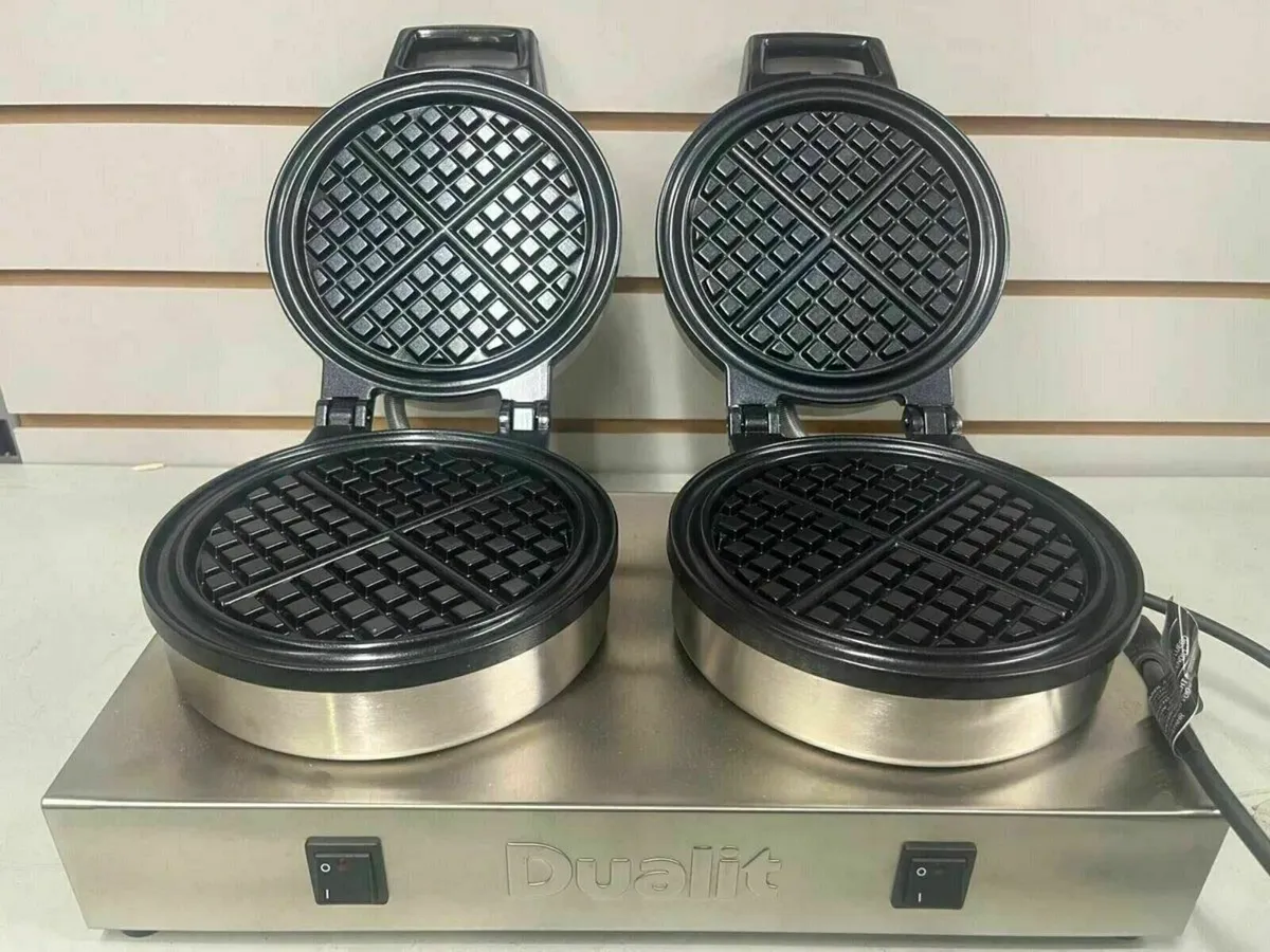 Dualit Waffle Iron - Image 1