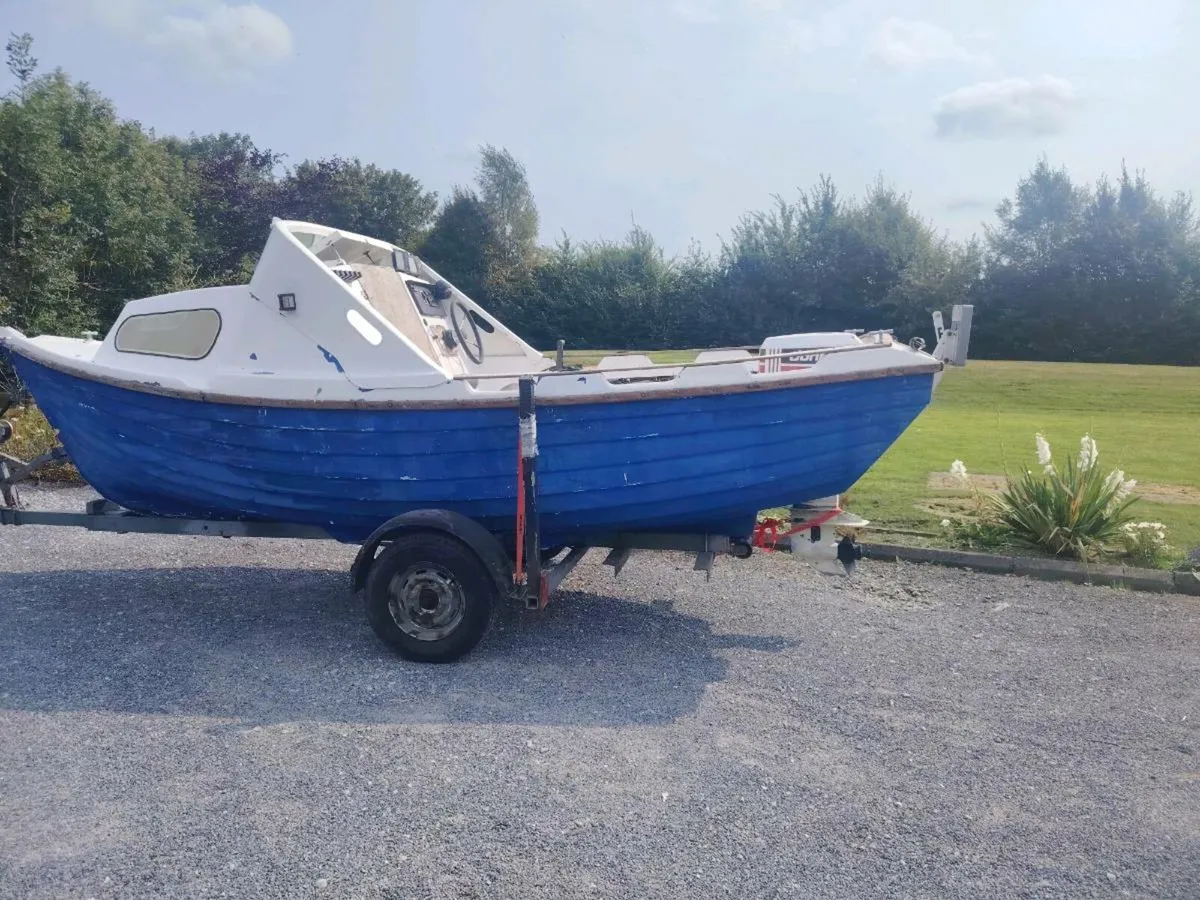 17 ft fishing boat - Image 4
