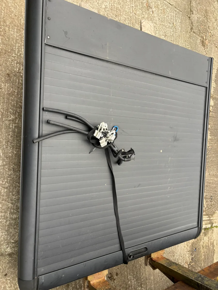 Toyota Hilux Roller Cover - Image 2