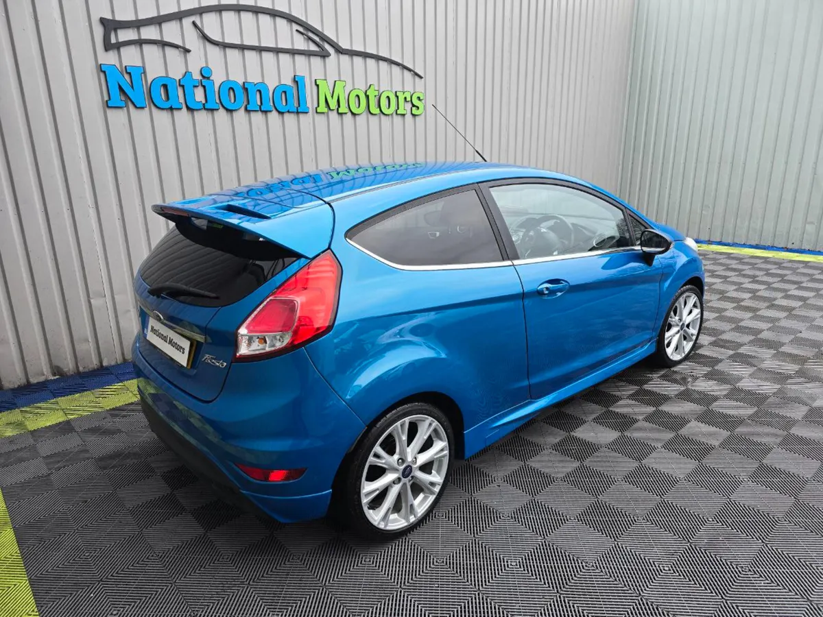 2015 Ford Fiesta TITANIUM 1.0 Petrol - Image 3