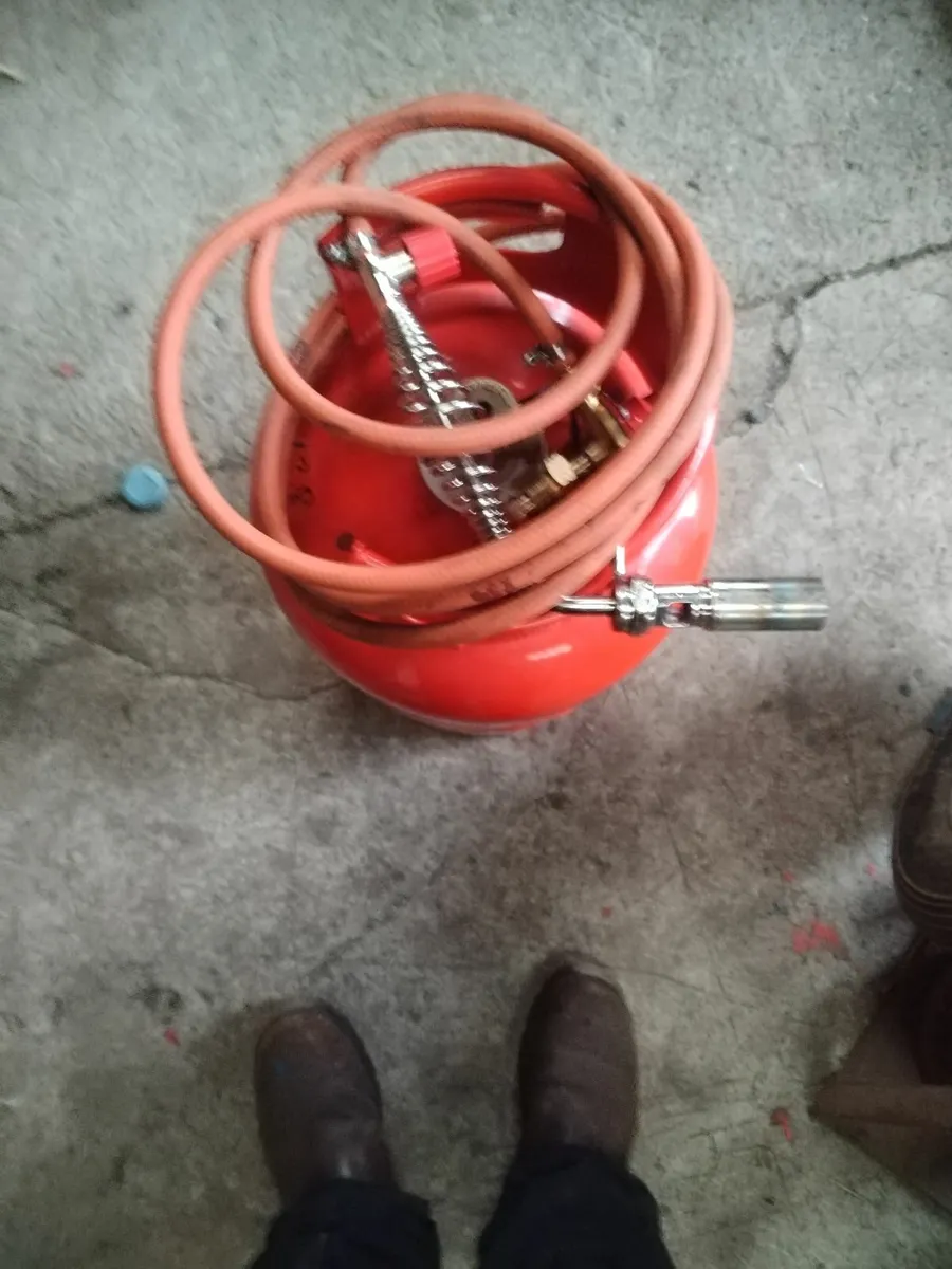 Gas cylinder torch - Image 2