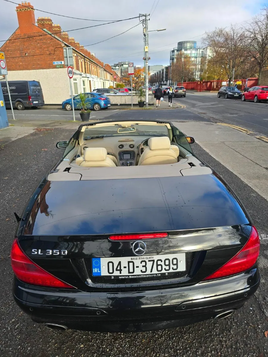 Mercedes-Benz SL-Class 2004 - Image 2