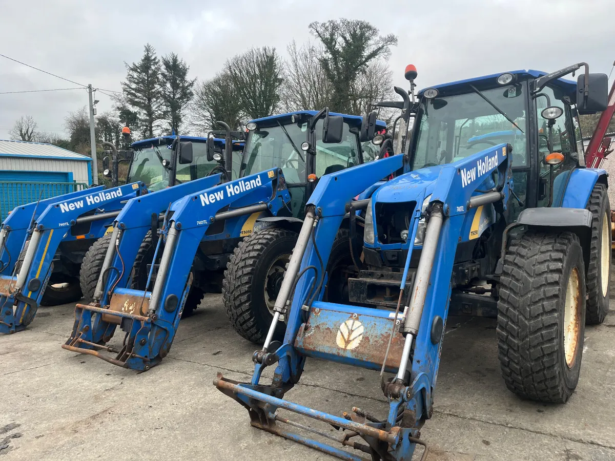 Choice off 3 New Hollland T5050 - Image 3