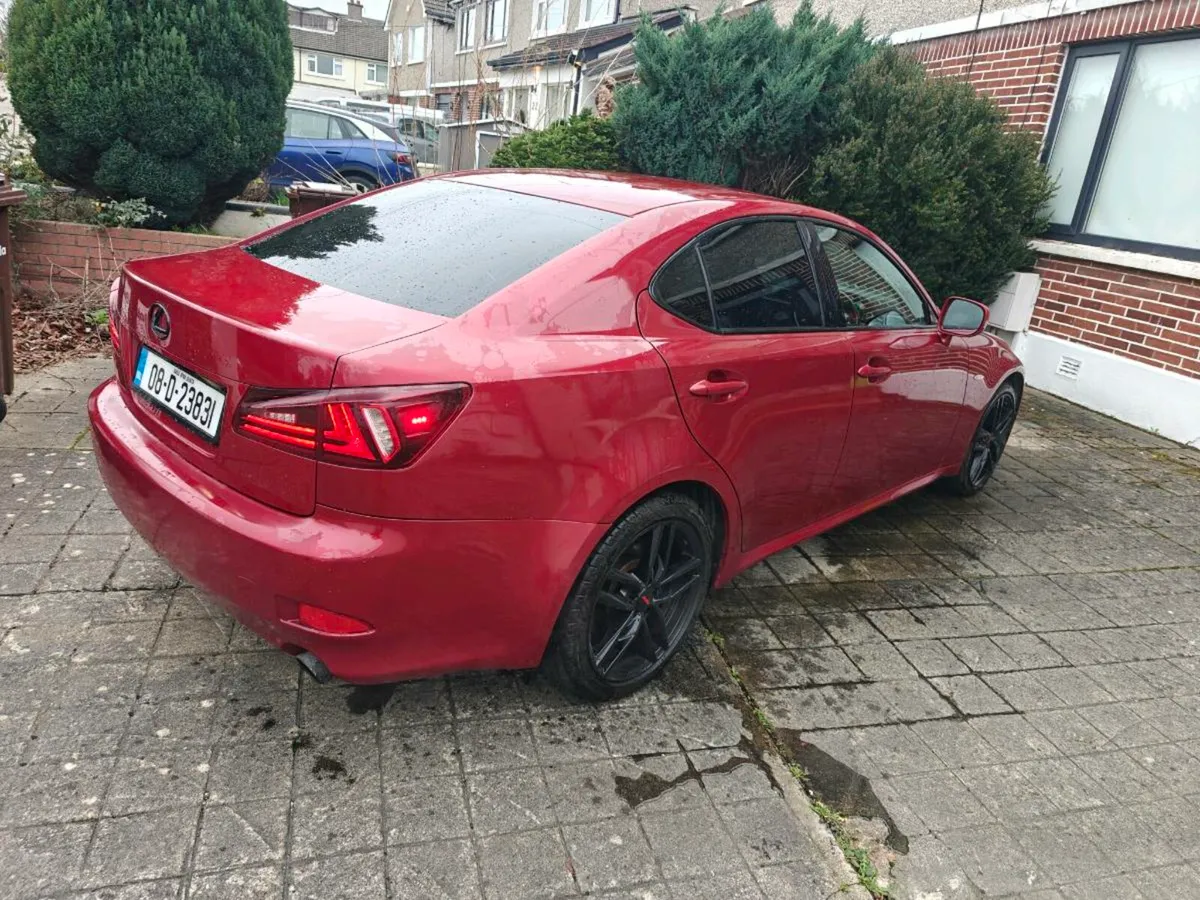 Lexus IS 250 - runs & drives perfect - Image 2