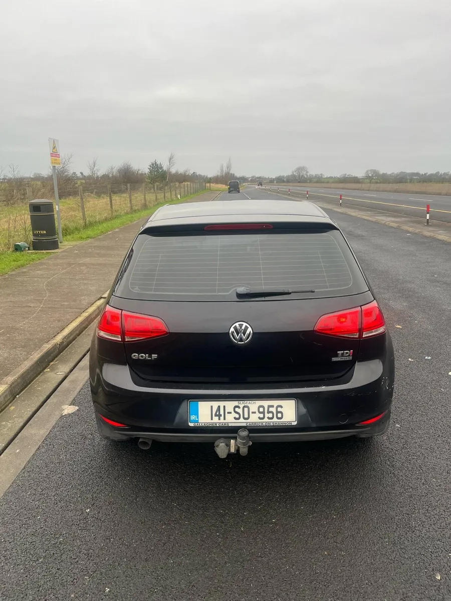 Volkswagen Golf - Image 4