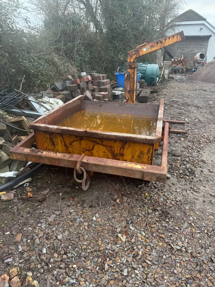 Muck skip for crane - Image 1