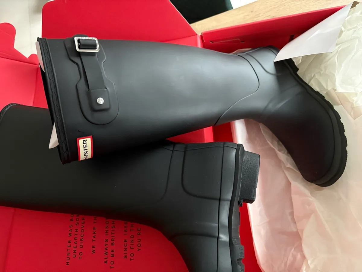 Hunter ladies boots - Image 4
