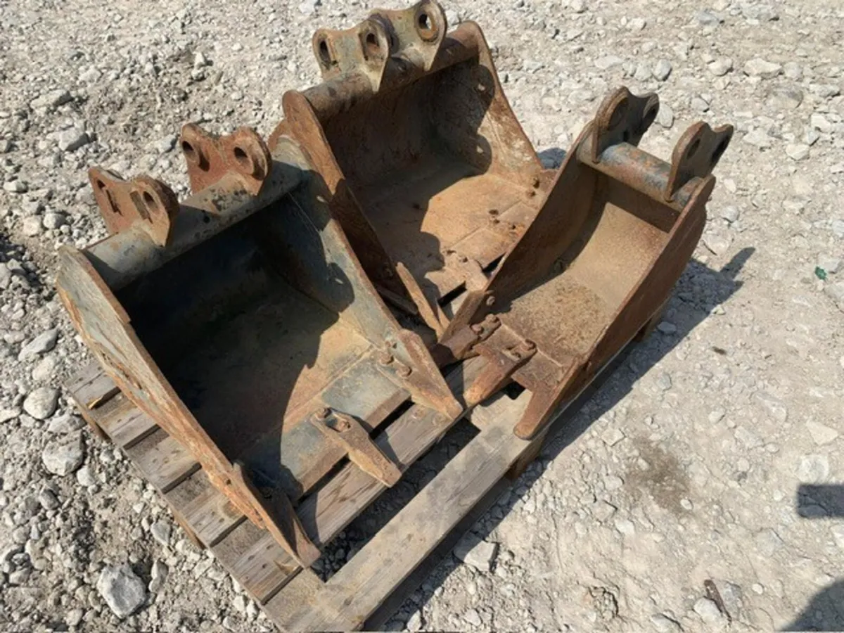 NEUSON 28z3 MINI DIGGER, 2009, 4 BUCKETS - Image 4