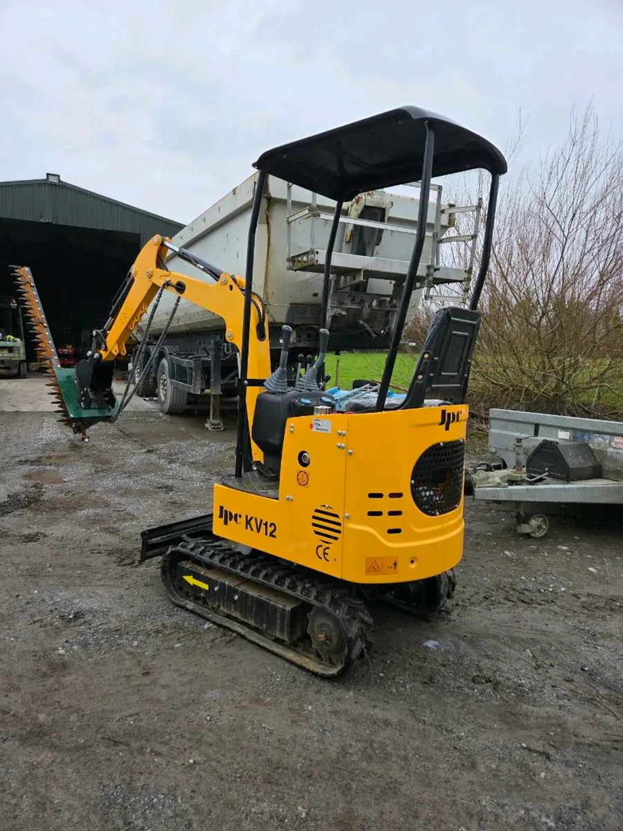 Mini digger - Image 3