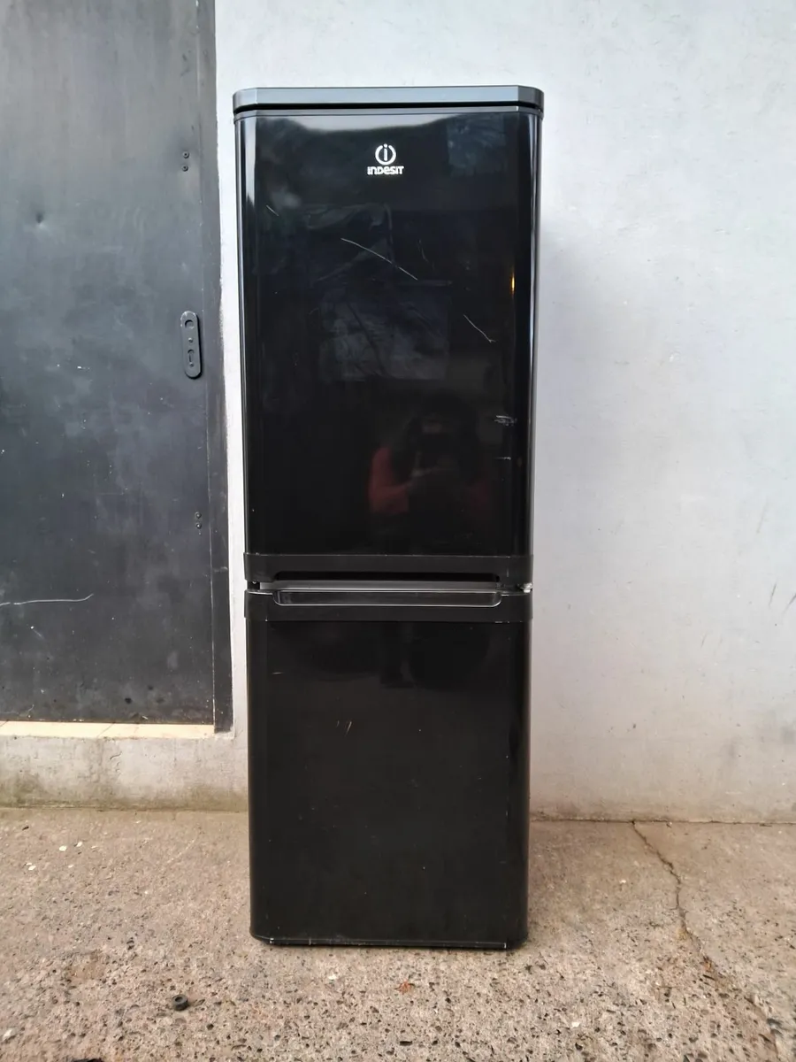 0874085106 FRIDGE AND FREEZER - Image 1