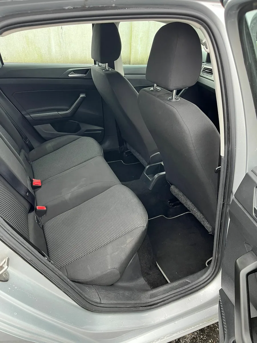 VW POLO - Image 3