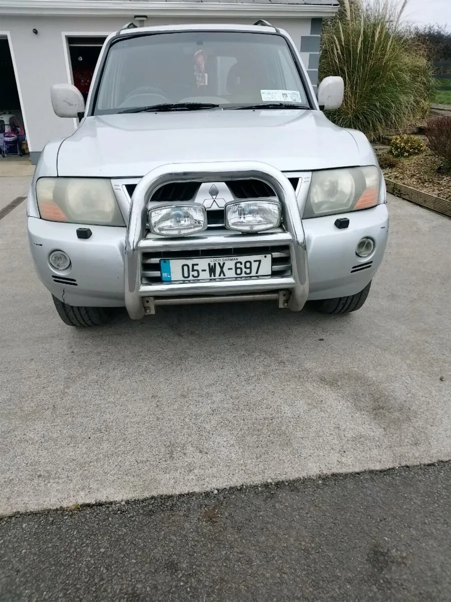 Mitsubishi Pajero Lwb - Image 3