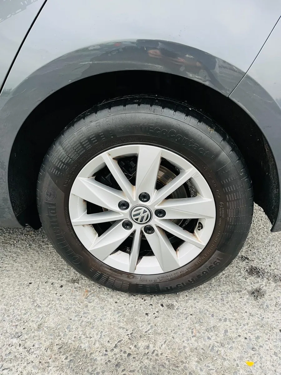 Volkswagen Golf 2021 - Image 3