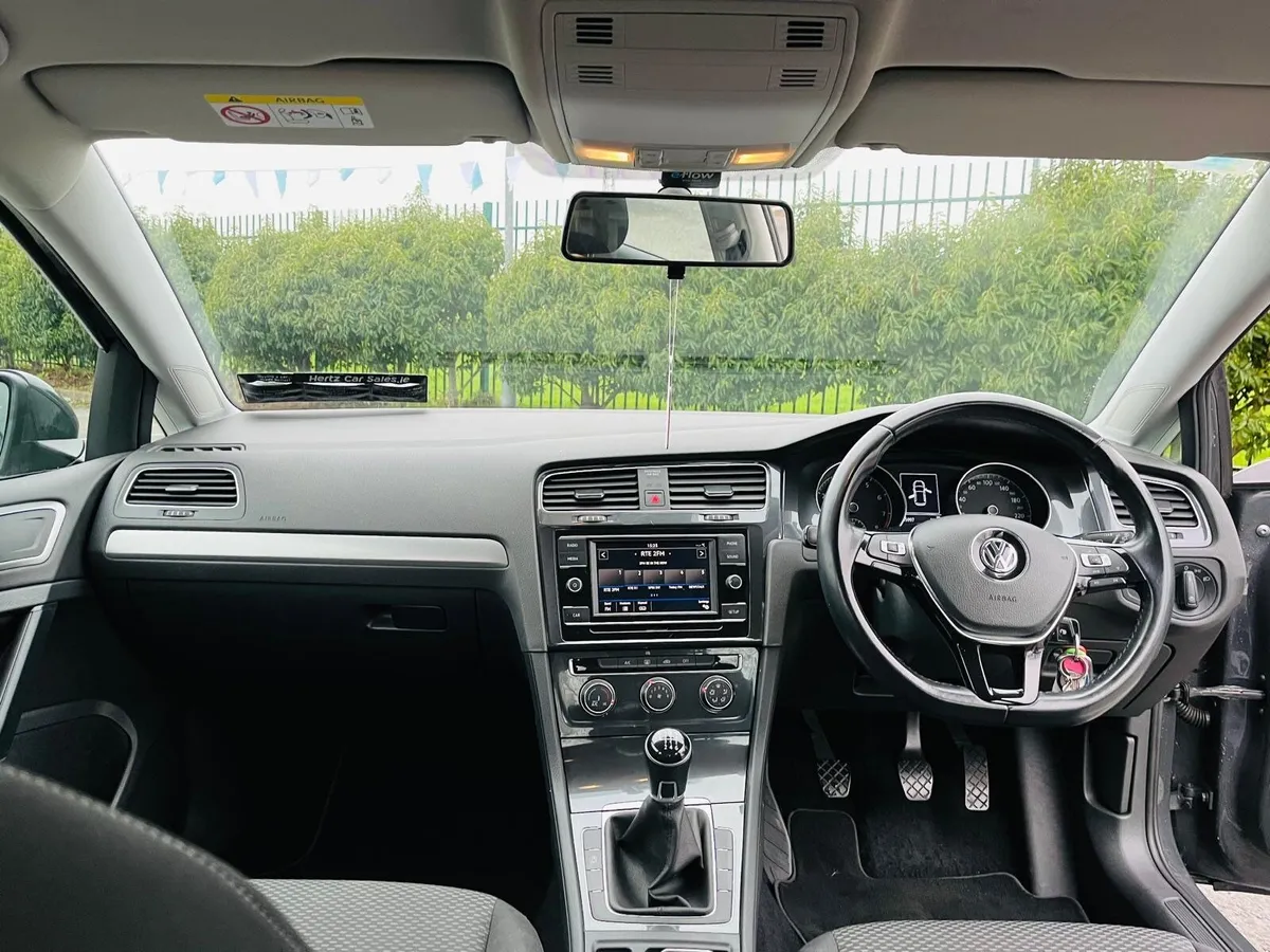 Volkswagen Golf 2021 - Image 4