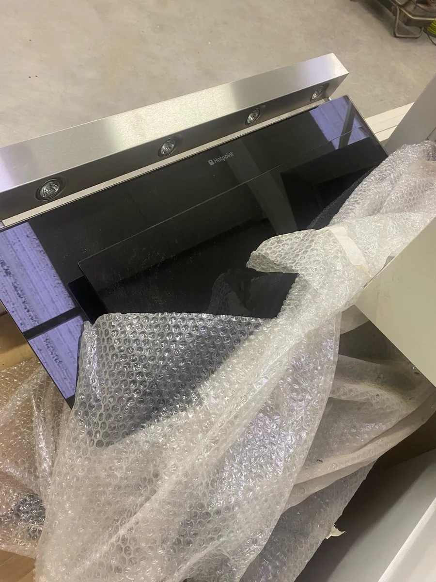 Extractor hood - Image 2