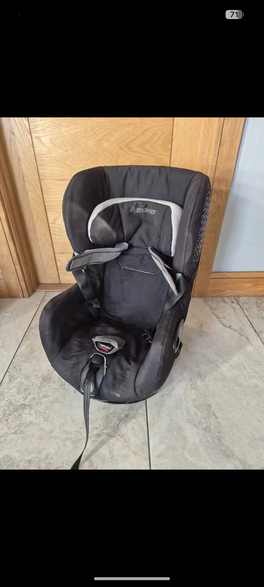 Maxi-Cosi Axiss 9-18kg. Smoke free home. - Image 1