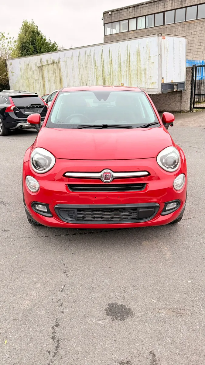 Fiat 500 Red 2017 - Image 1