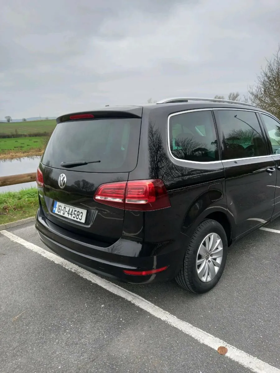 2016 Volkswagen Sharan  Diesel - Image 2