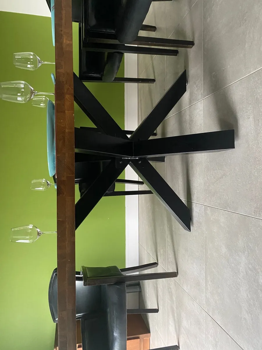 Dining table - Image 4