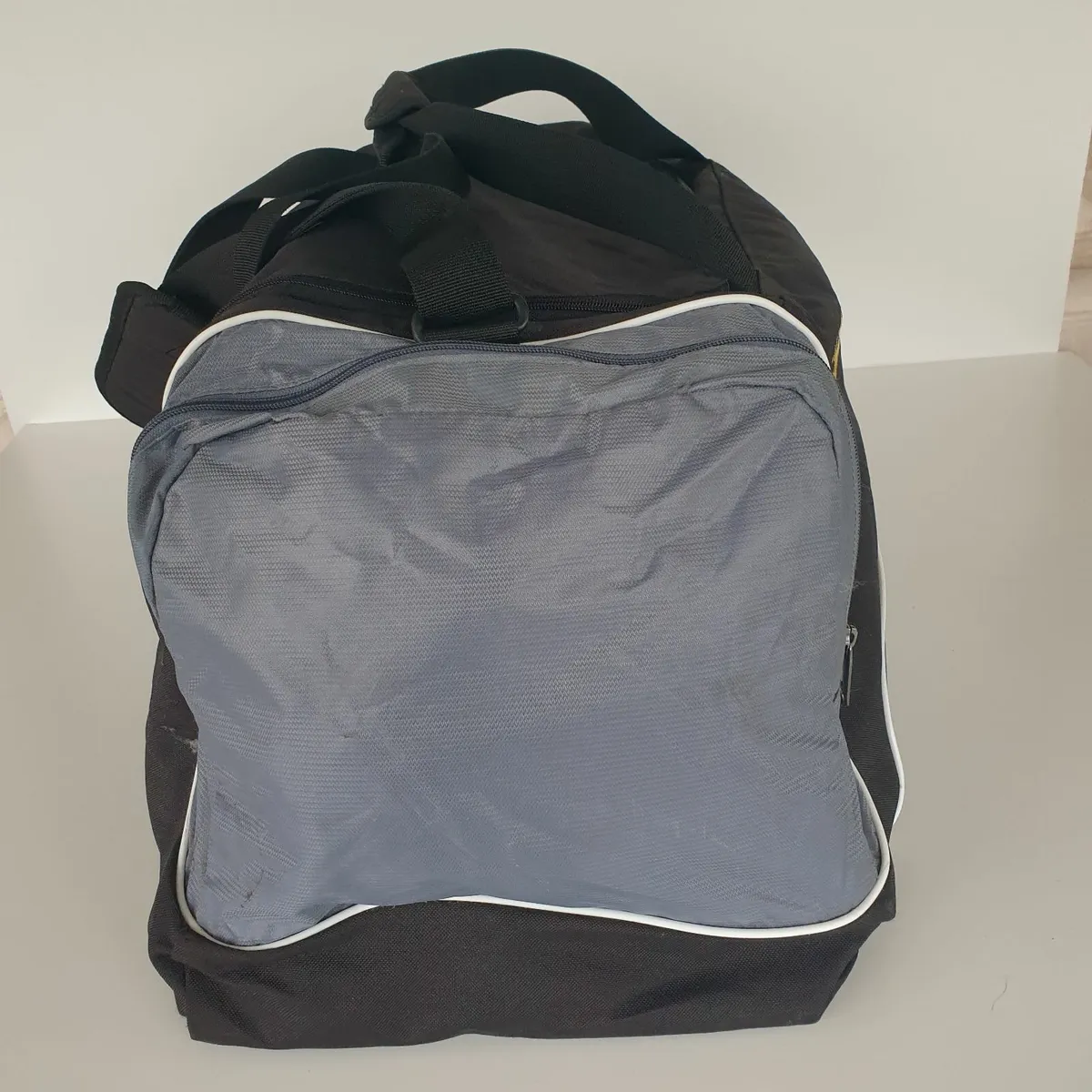 Munster rugby adidas duffel bag - Image 4