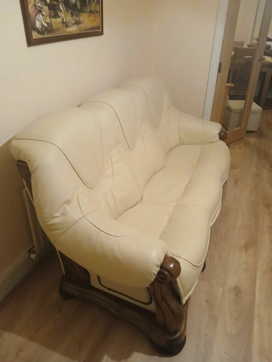 Light Cream Leatherette Three-Piece Suite - Image 3