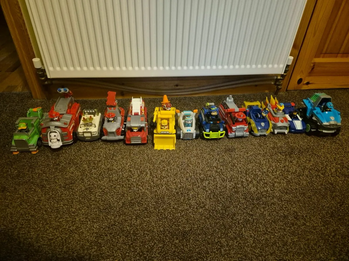 Paw patrol cars - Image 1