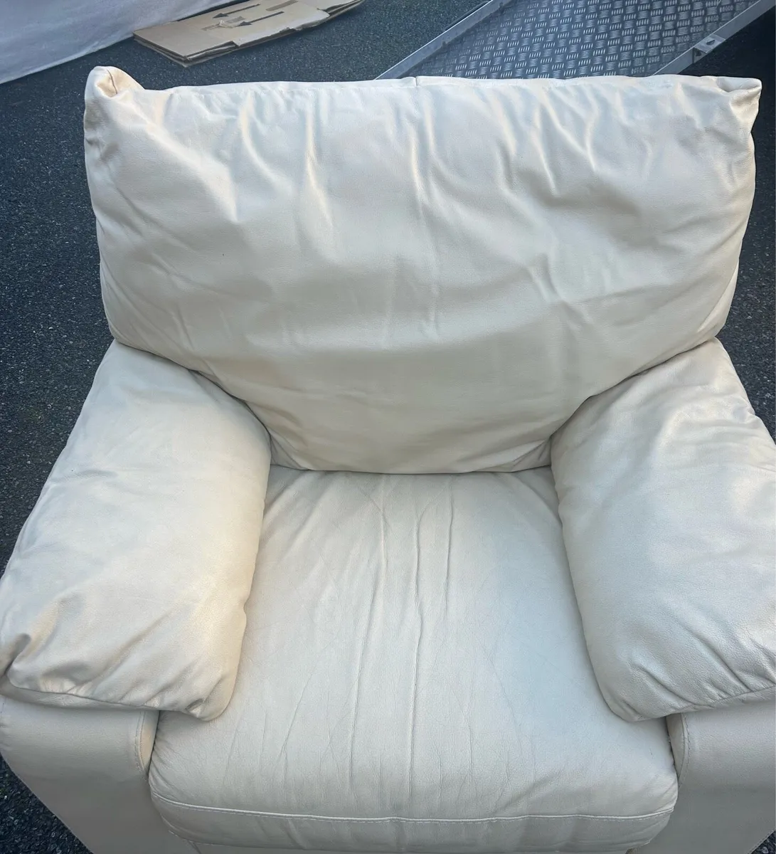 Leather armchair - Image 4