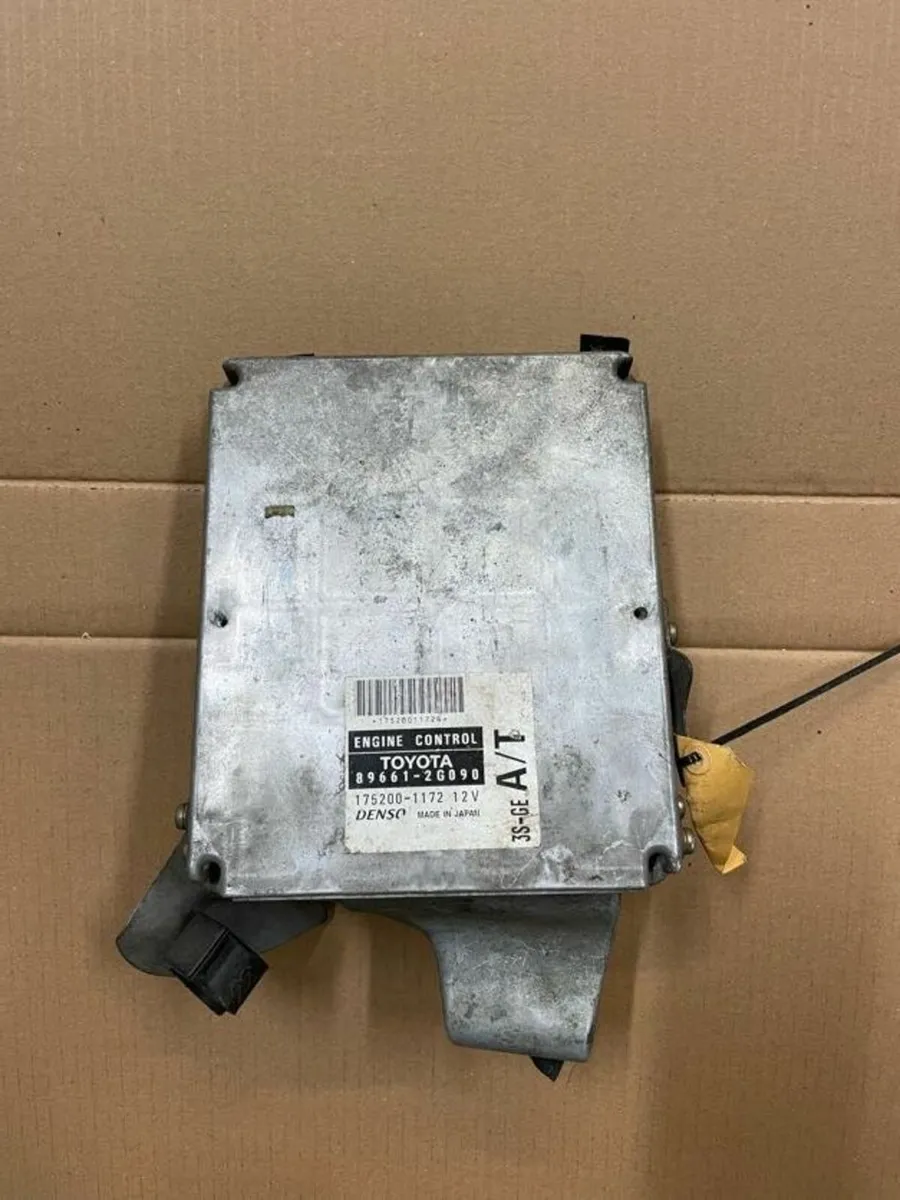 Garage clearance - car parts - Image 3