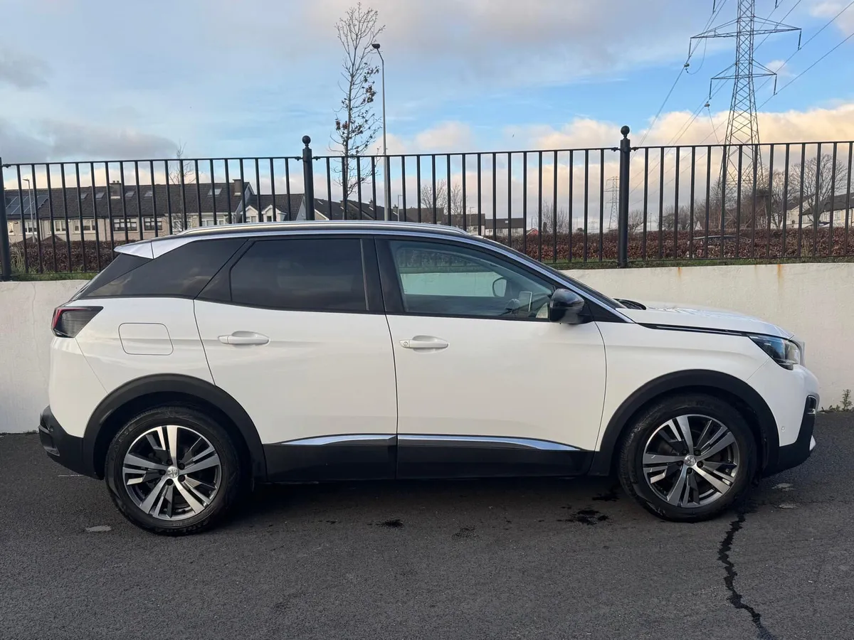 Peugeot 3008 1.6 DIESEL ALLURE  2017 - Image 3