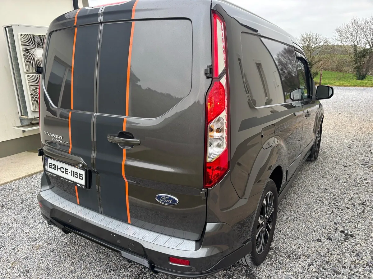 2023 Ford Transit Connect Sport - Image 3