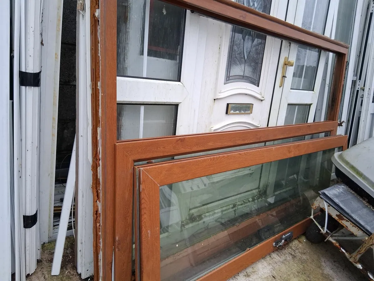 Sliding  door  53x89 inches - Image 1