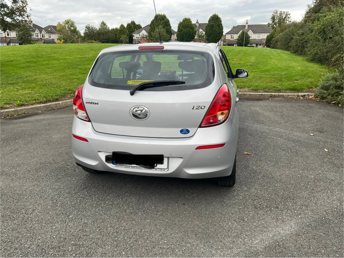 Hyundai i20 - Image 2