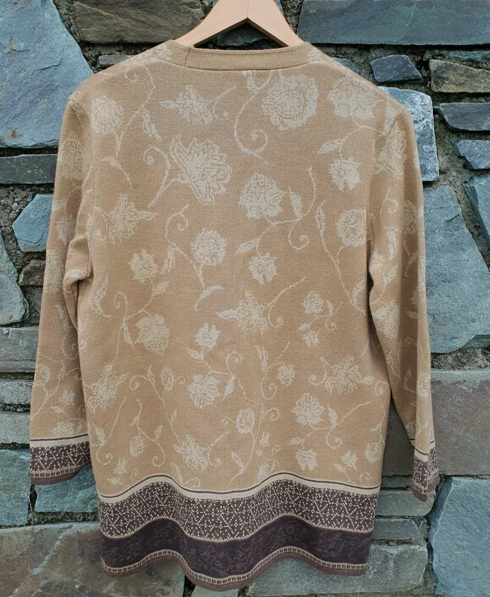 M&S vintage wool blend cardigan size 16 - Image 2