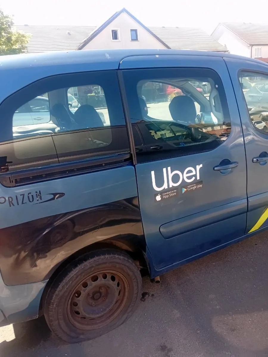 PEUGEOT PARTNER FOR REPAIR OR SCRAP - Image 3