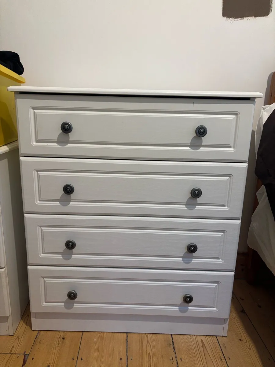 Furniture set - Image 3