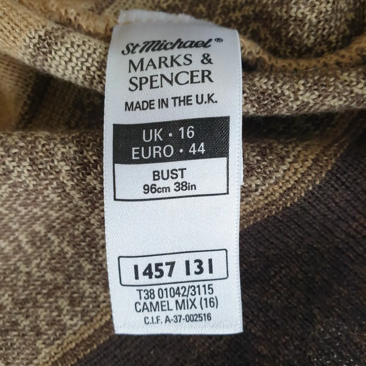 M&S vintage wool blend cardigan size 16 - Image 4