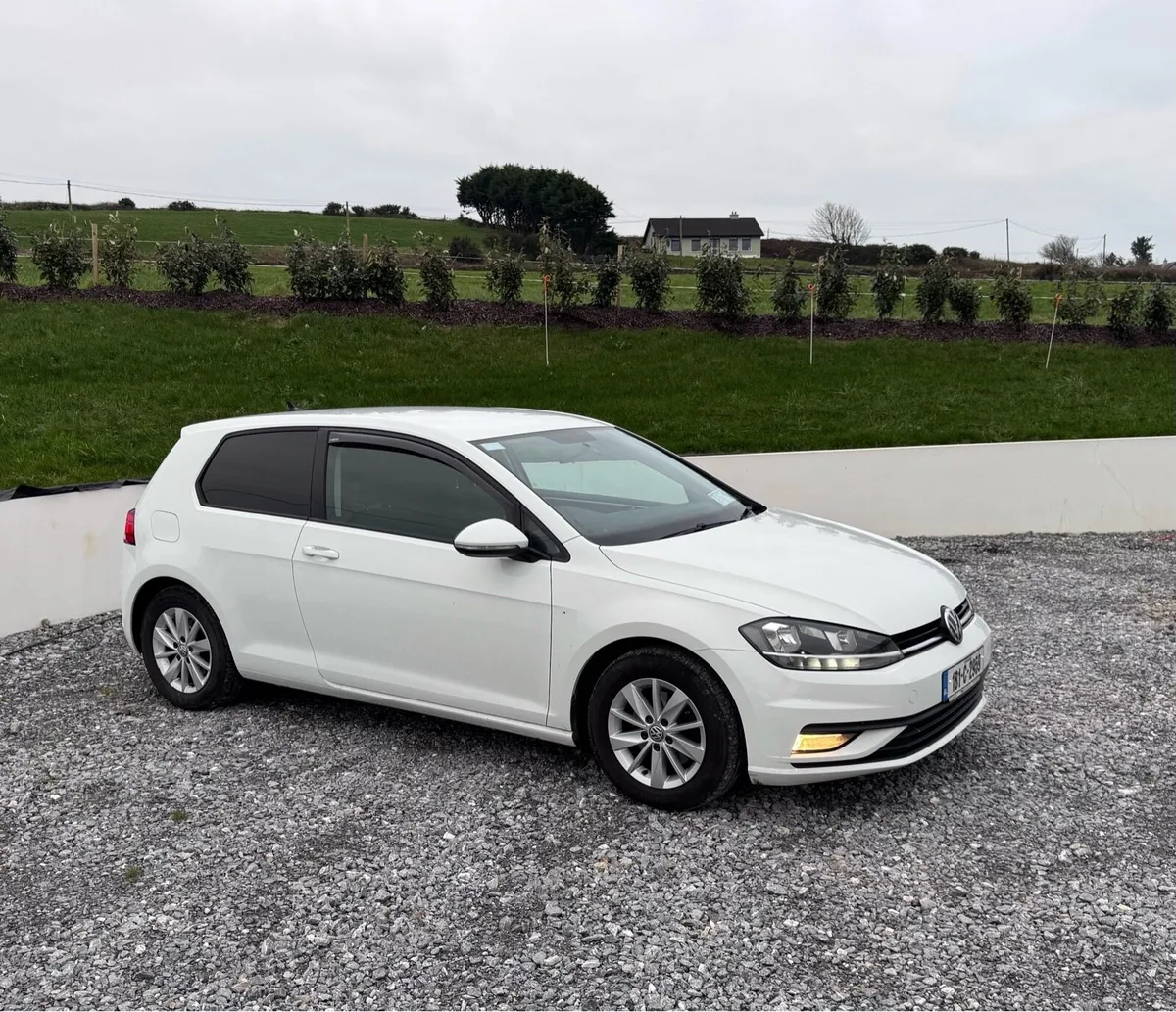 Volkswagen Golf van - Image 2