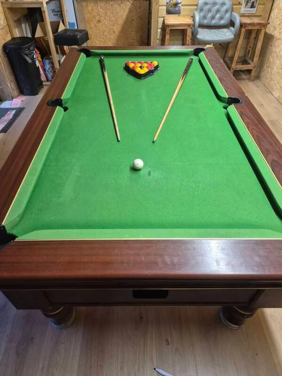 pool table - Image 1