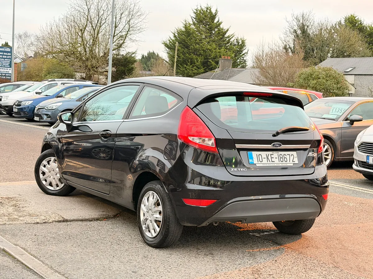Ford Fiesta 2010 1.2 petrol - Image 3